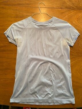 Athleta Momentum Seamless Tee M | Swallowtail Blue